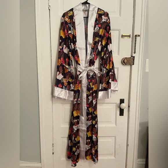 Kimono Style Woman Print Robe - Picture 4 of 6